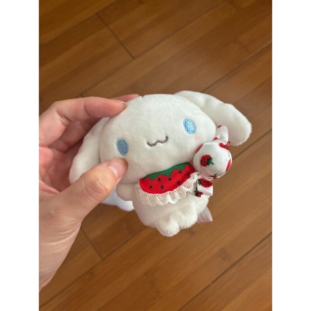 Sanrio Cinnamoroll Sakuma Strawberry Milk candy mascot